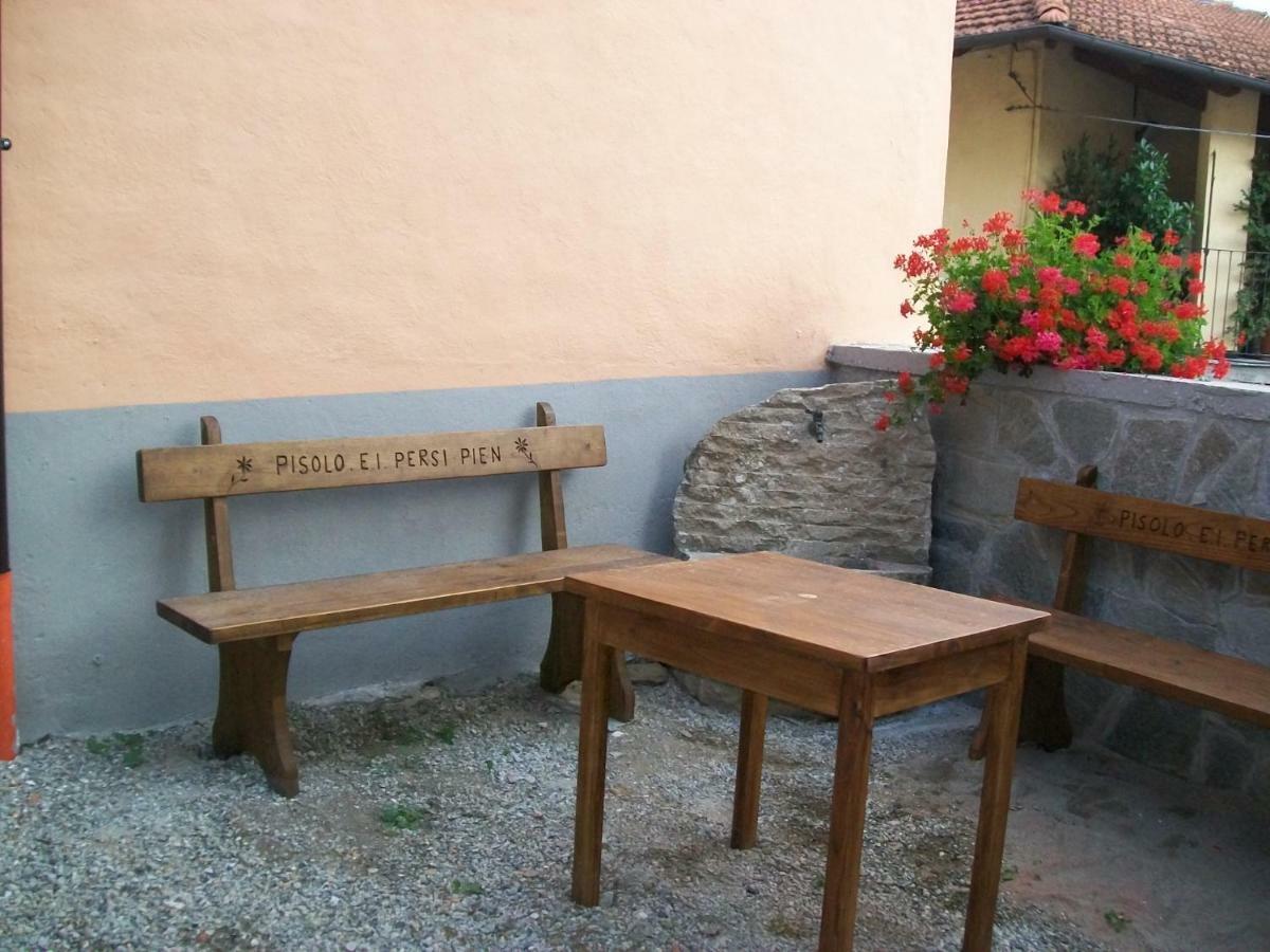 B&B Pisolo E I Persi Pien Roccasparvera Extérieur photo
