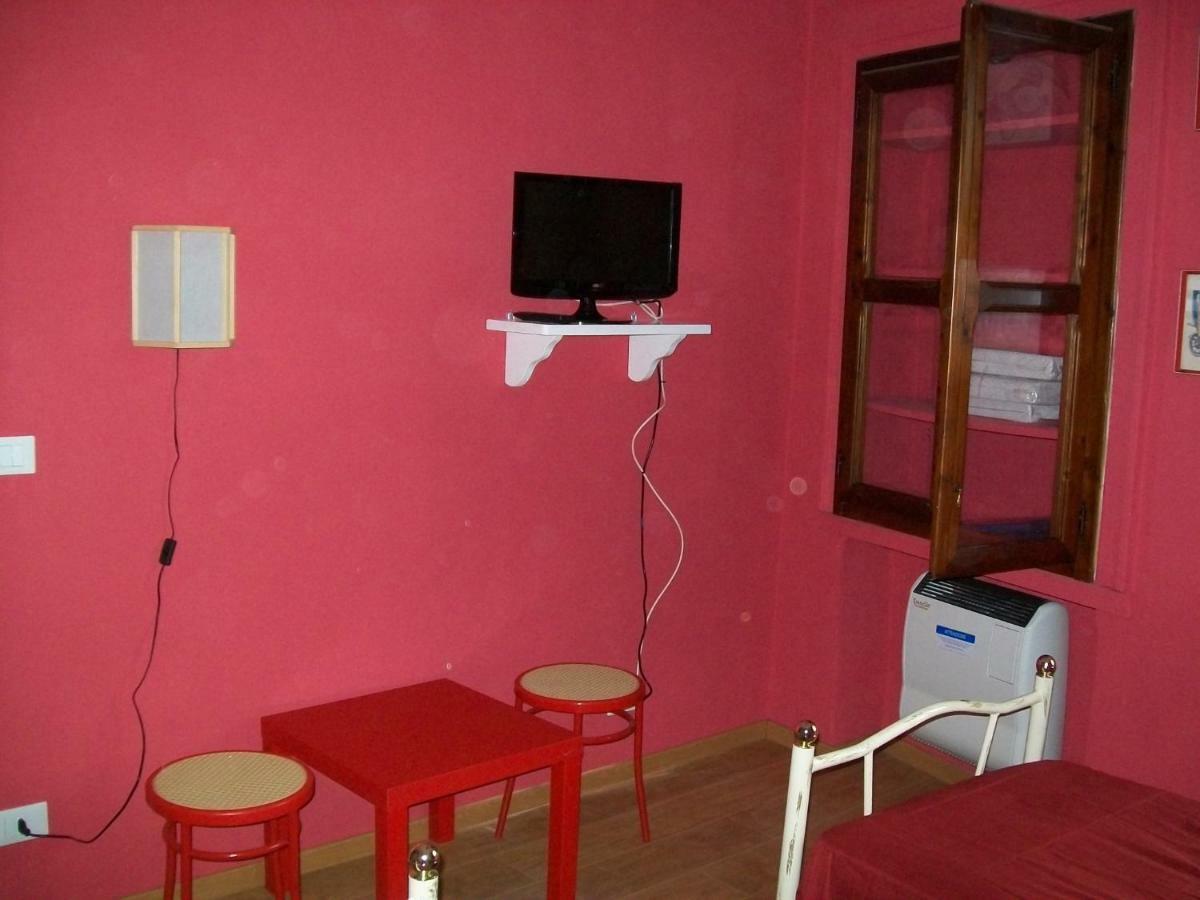 B&B Pisolo E I Persi Pien Roccasparvera Extérieur photo